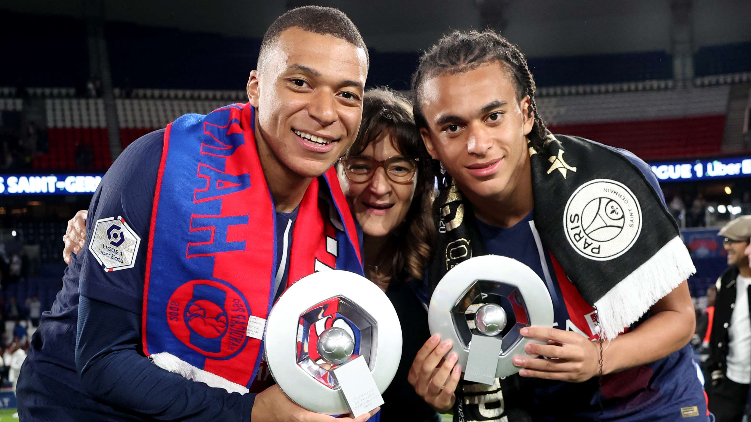 铿锵玫瑰 铿锵玫瑰